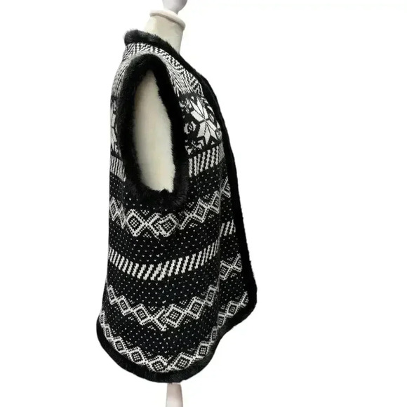 Christopher & Banks Black & White Knit with Faux Fur Trim Stand up Collar Sz XL - Picture 4 of 14